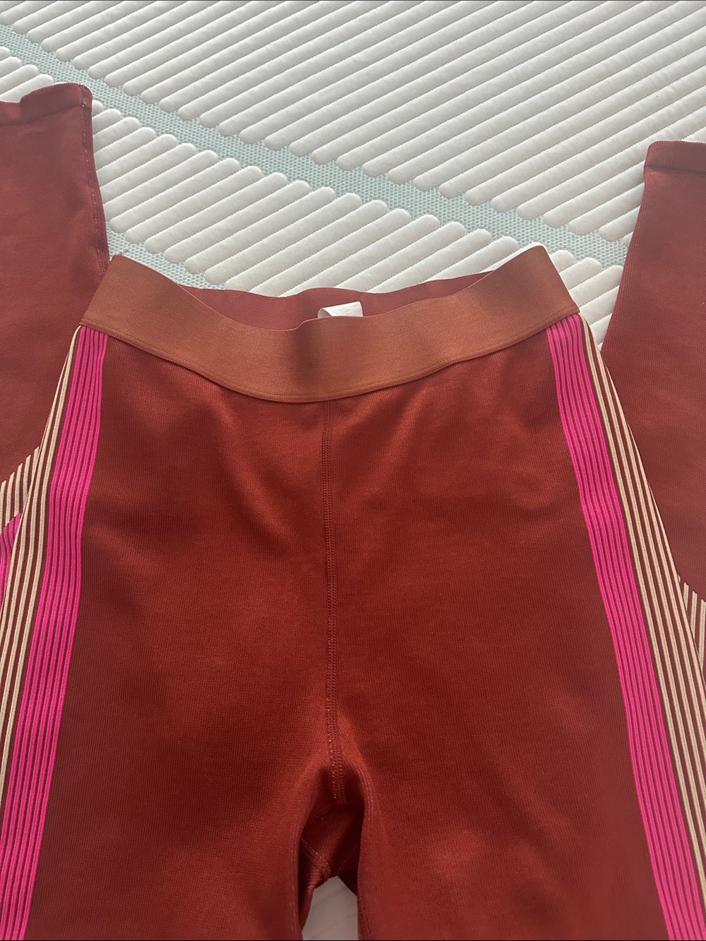 Fabletics Powerhold High Waisted Leggings - Picture 3 of 3